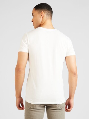 WRANGLER T-Shirt 'BASSMEN' in Weiß