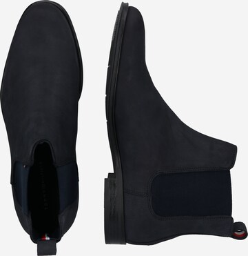 TOMMY HILFIGER Chelsea Boots in Blau