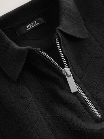 Tricou de la Next pe negru