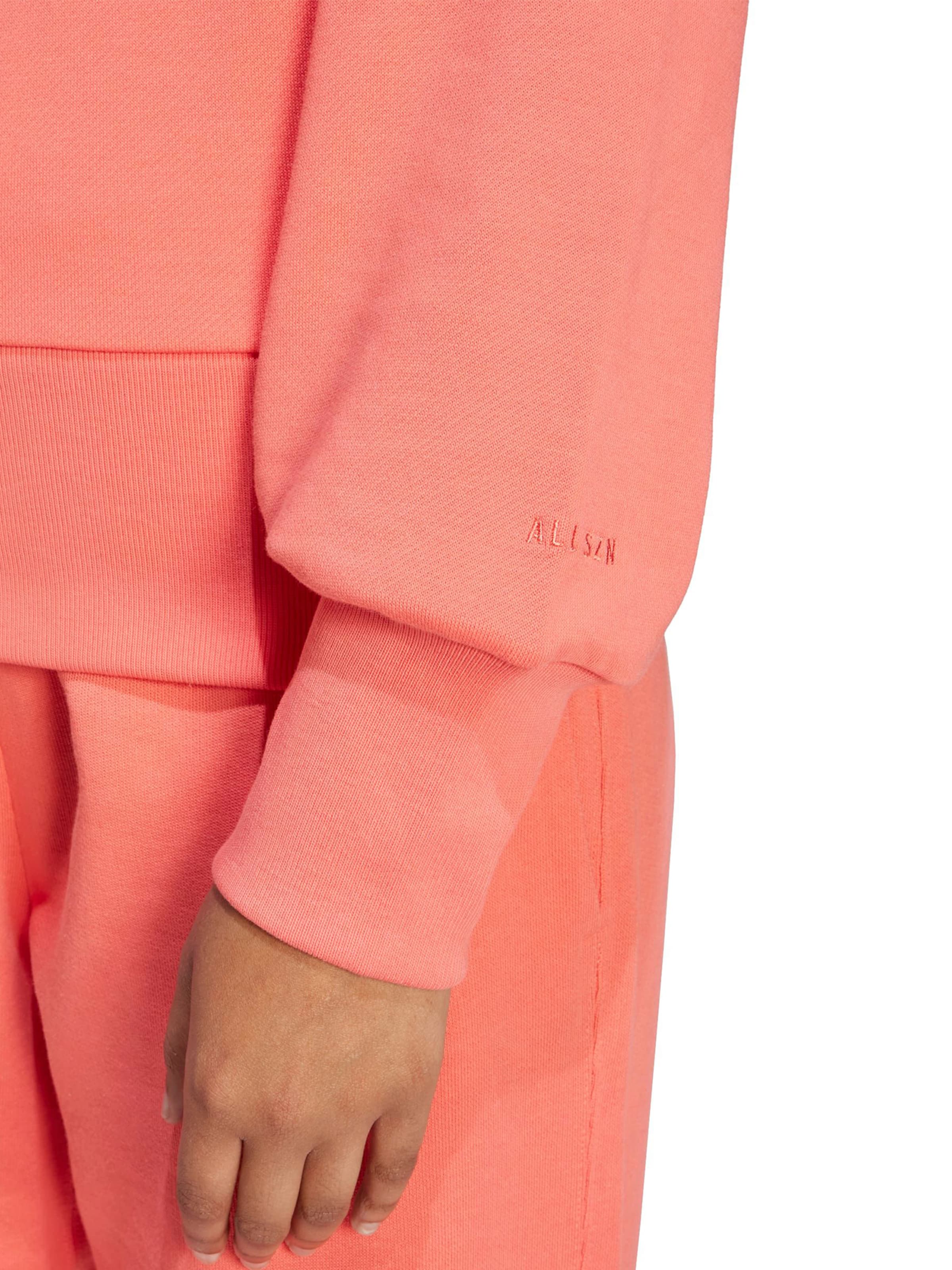 Felpa sportiva 'ALL SZN' di ADIDAS SPORTSWEAR in arancione