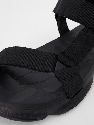 CAMPER Trekking sandal 'Karst' in Black