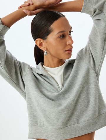 Koton Sweatshirt in Grijs