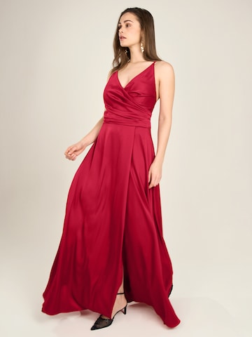 APART Evening Dress in Red