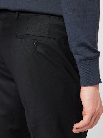 Regular Pantalon à plis 'Gun' JOOP! en noir
