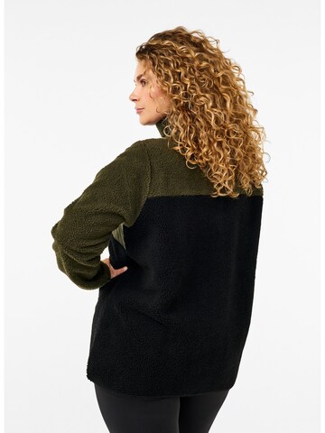 Active by Zizzi - Chaqueta polar 'Aophelia' en verde