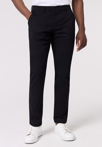 ROY ROBSON Slim fit Chino trousers in Black: front