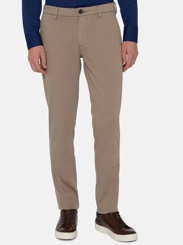 Boggi Milano Regular Chino trousers in Beige: front