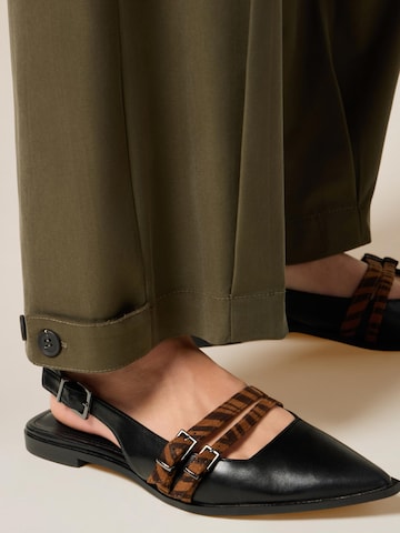 oltre Loose fit Trousers in Green