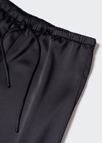 Loosefit Pantaloni de la MANGO pe negru