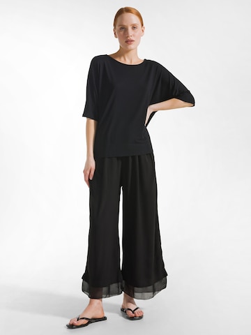 Maglietta di DEHA in nero