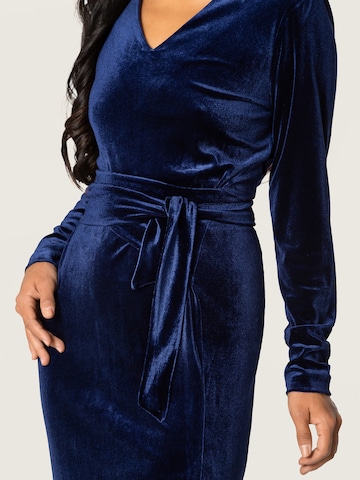 Quiosque Kleid in Blau