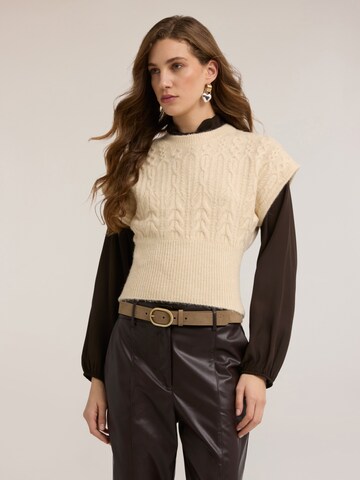 MOTIVI - Jersey en beige: frente