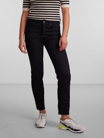 PIECES Regular Jeans 'DELLY' in Black: front