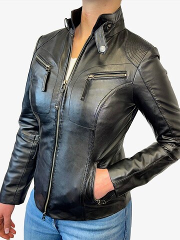 CABRINI Übergangsjacke 'Hailey' in Schwarz