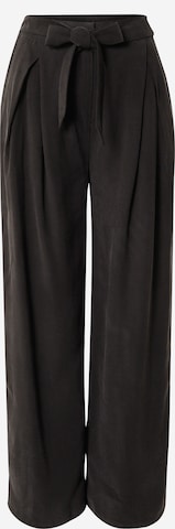 ABOUT YOU Pleat-front trousers 'Ria' in Black: front