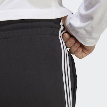 ADIDAS SPORTSWEAR Regular Sportshorts 'Essentials' in Schwarz