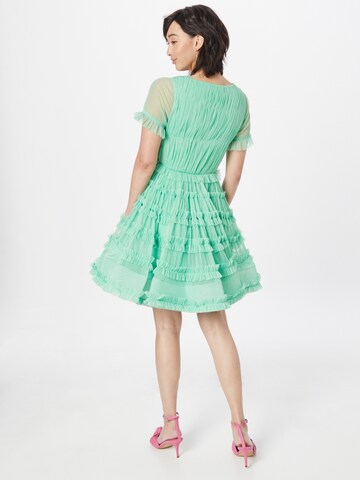 Robe de cocktail Warehouse en vert