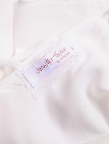 Jennifer Taylor Top & Shirt in S in White