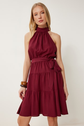 Happiness İstanbul Платье в Красный: спереди