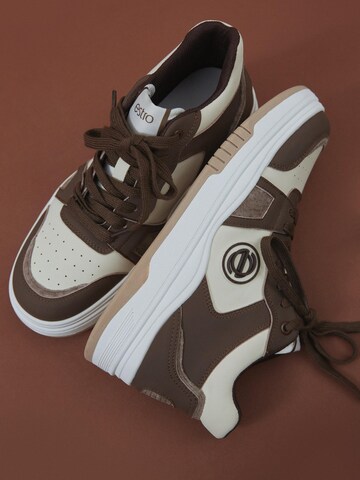 Estro - Zapatillas deportivas altas '22-889-10' en marrón