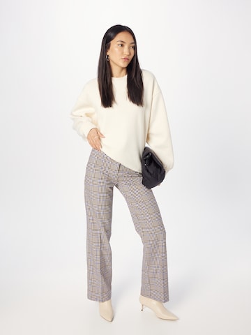 Monki Regular Trousers with creases in Mixed colours