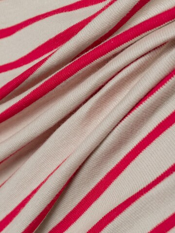 Brookshire Shirt in Rot