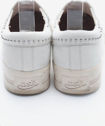 ASH Flats & Loafers in 38 in White
