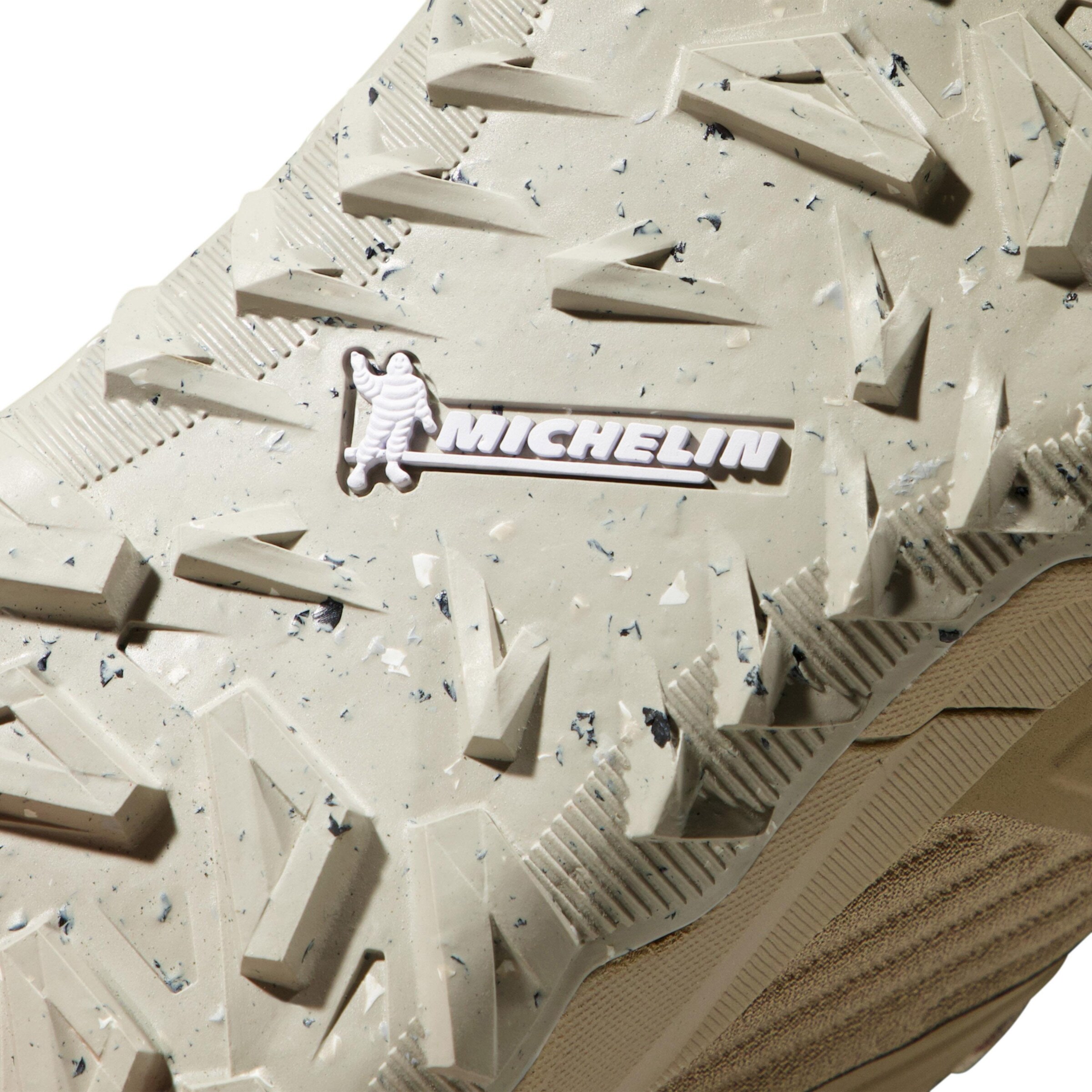 MAMMUT Flats 'Ultimate III' in Beige