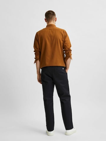 SELECTED HOMME Loose fit Chino Pants 'Salford' in Black