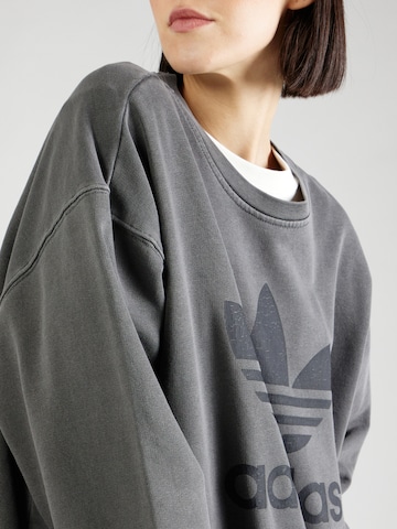 Felpa 'Trefoil' di ADIDAS ORIGINALS in grigio