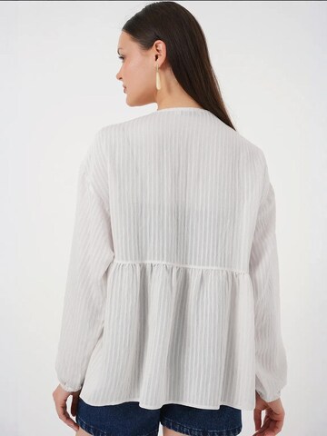 Camicia da donna di Bigdart in beige