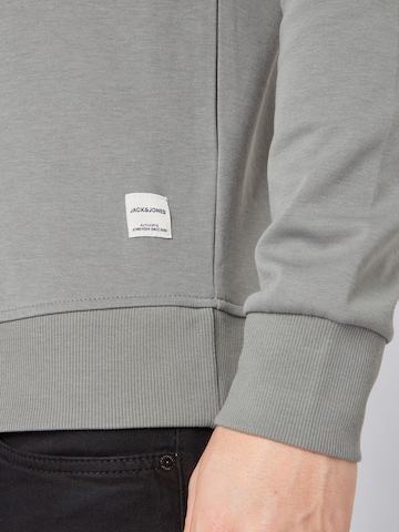 JACK & JONES - Sweatshirt em cinzento