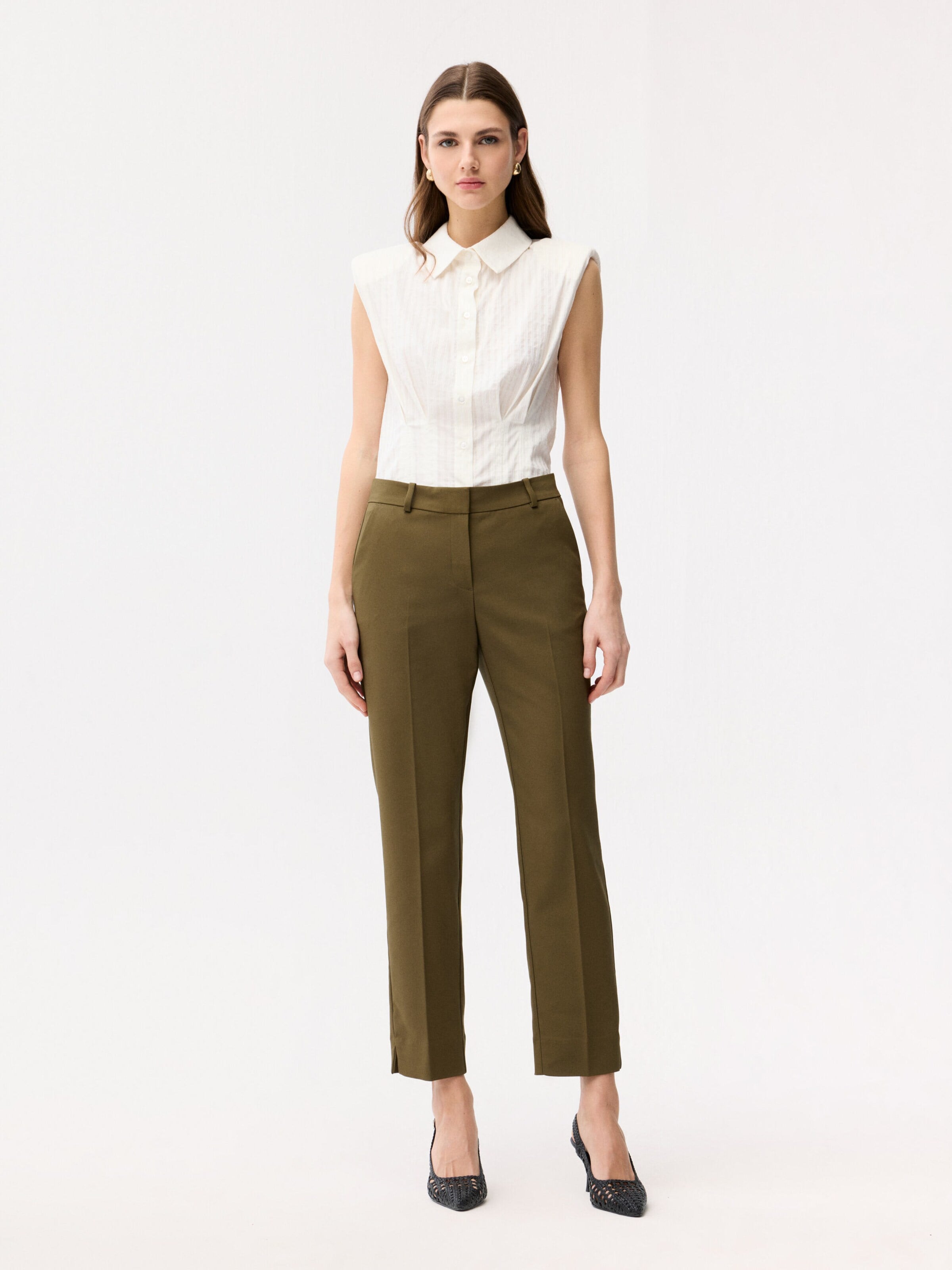 Coupe slim Pantalon adl en vert : devant