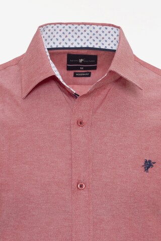 DENIM CULTURE - Ajuste regular Camisa 'Ruben' en rojo