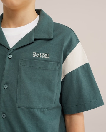 WE Fashion Regular Fit Skjorte i grøn