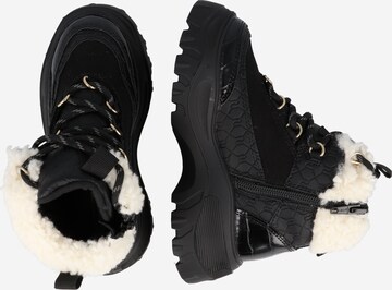 River Island Snow Boots in Black
