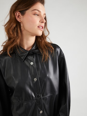 Mavi Prehodna jakna | črna barva