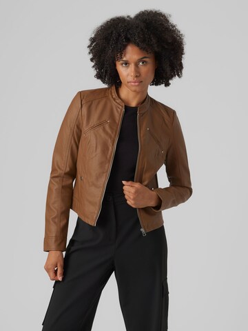 Veste mi-saison VERO MODA en marron : devant