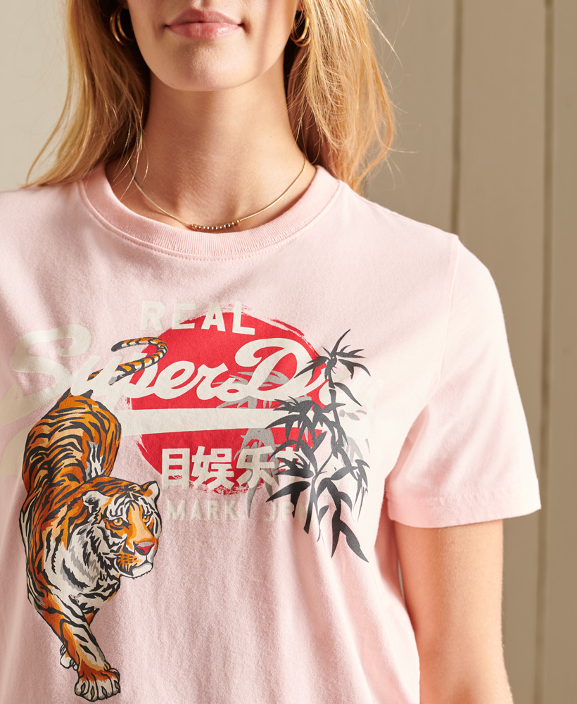 Superdry T-Shirt Rising Sun in Rosa 