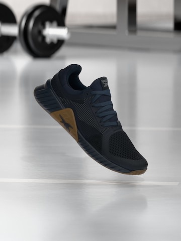 Reebok Sportschoen 'FLIP CHARGE' in Blauw