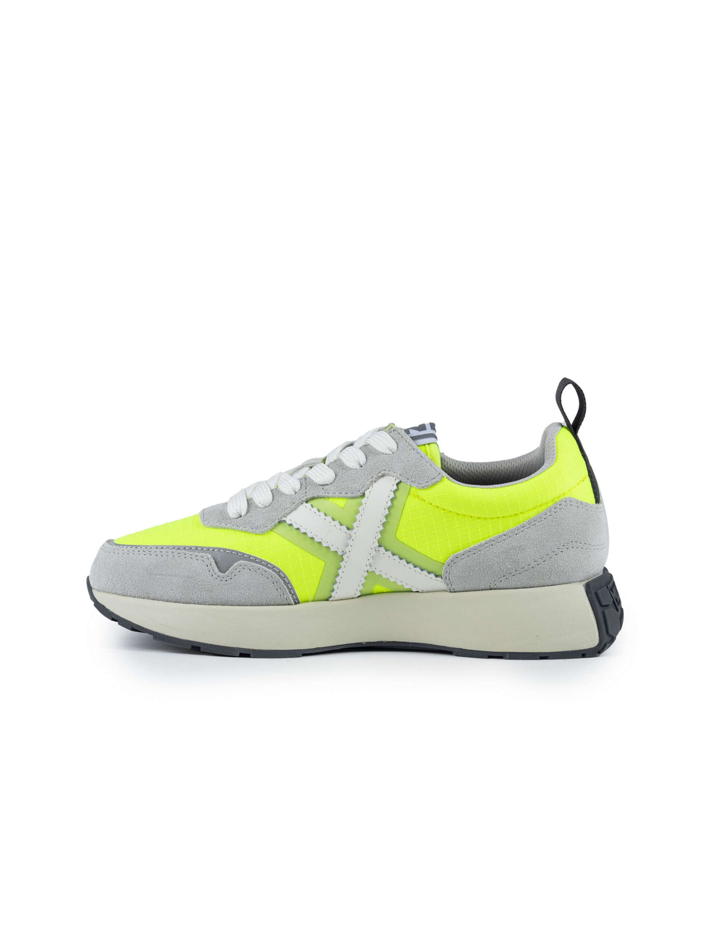 MUNICH Trainers ' XEMINE ' in Grau