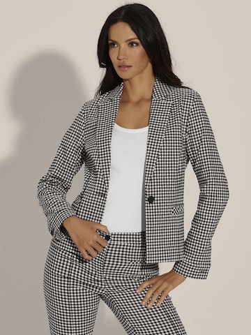 MADELEINE Blazer in Schwarz: Vorderseite