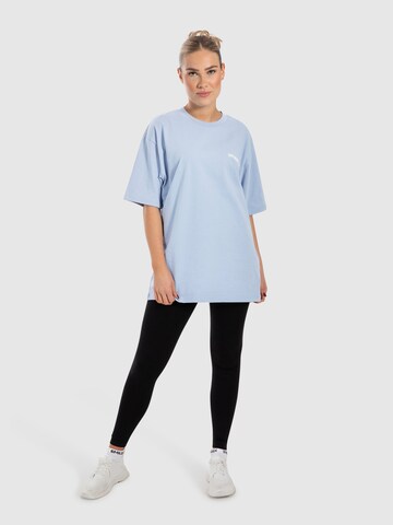 Smilodox Oversize T-Shirt ' Liquid Brail ' in Blau