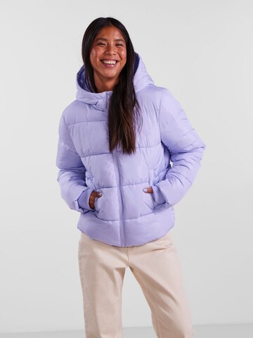 PIECES Winter jacket 'Bee' in Purple