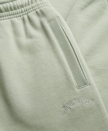 Effilé Pantalon 'Essential' Superdry en vert