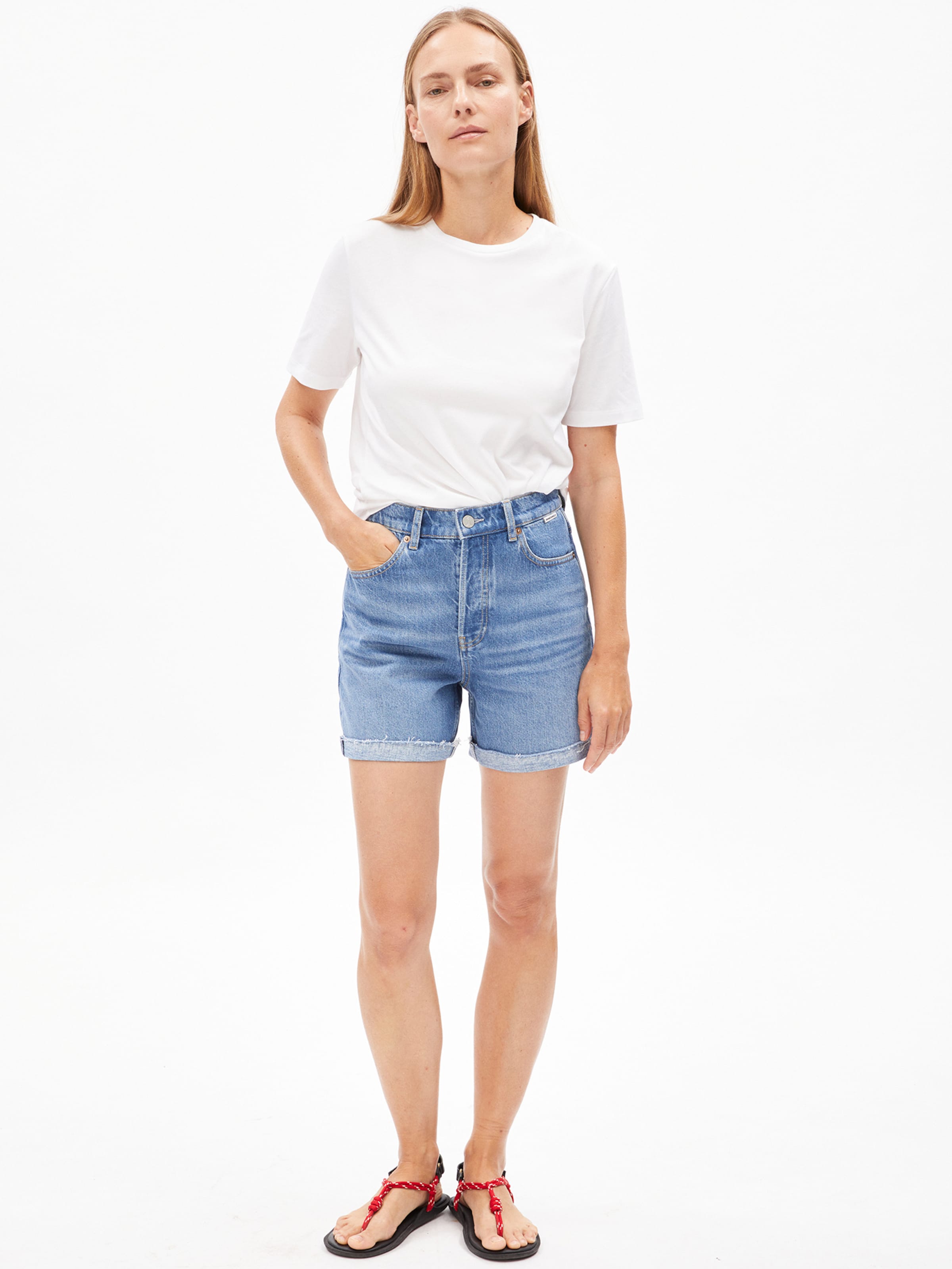 ARMEDANGELS Shirt ' LUALAA ' in Wit: voorkant