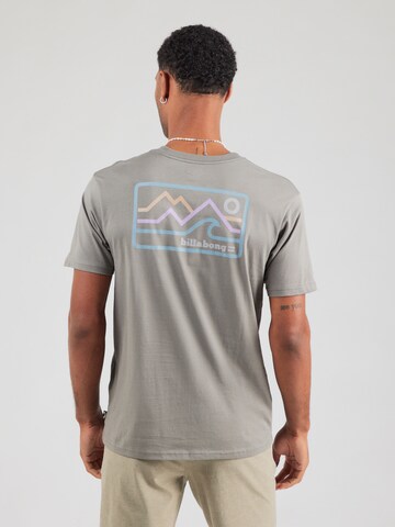 T-Shirt 'RANGE ADIV' BILLABONG en gris : devant
