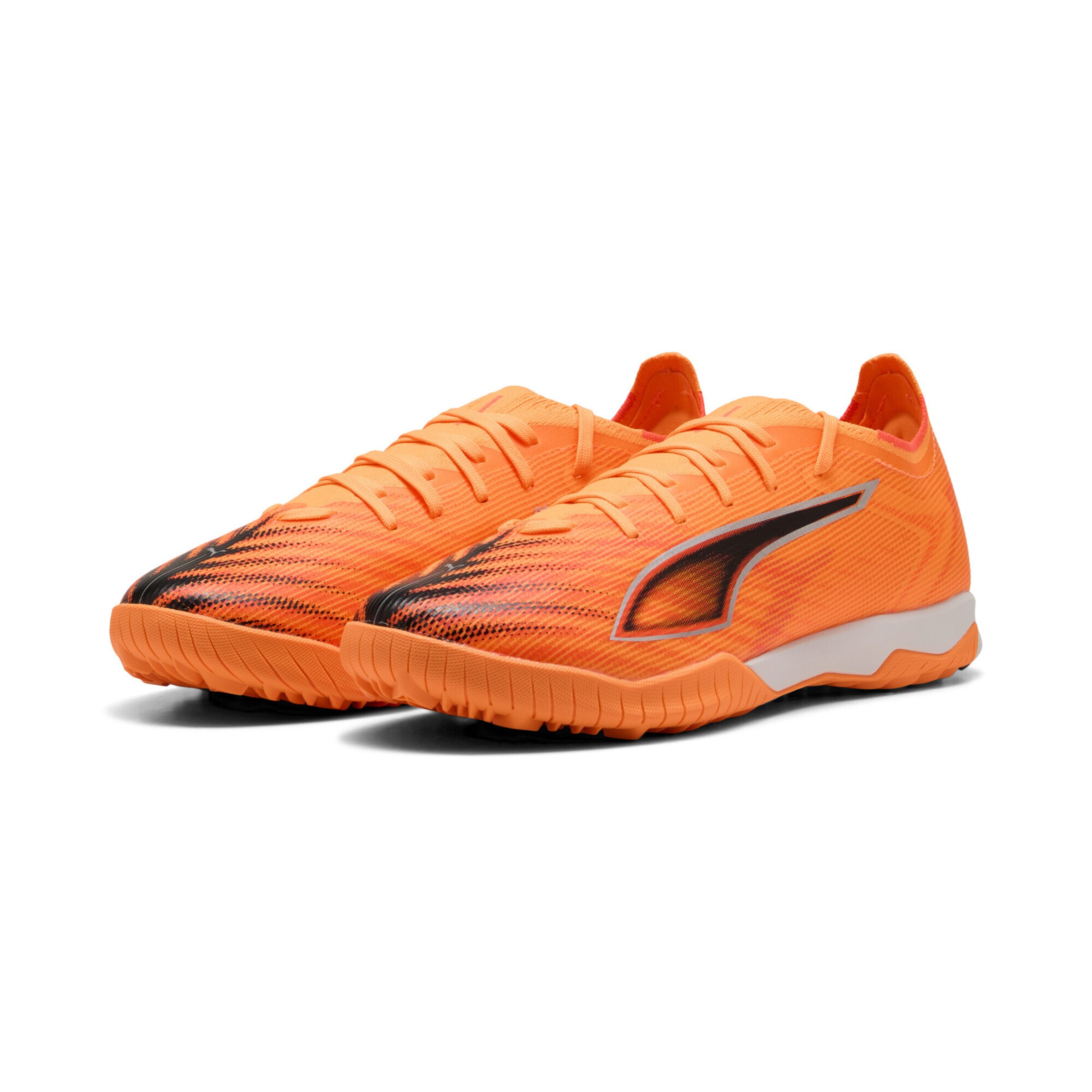 PUMA Soccer shoe 'Ultra 6 Match' in Orange