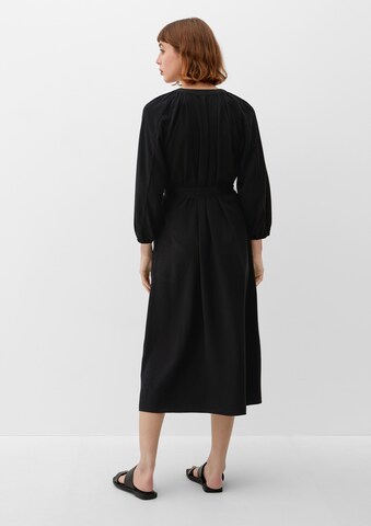 Rochie de la s.Oliver pe negru