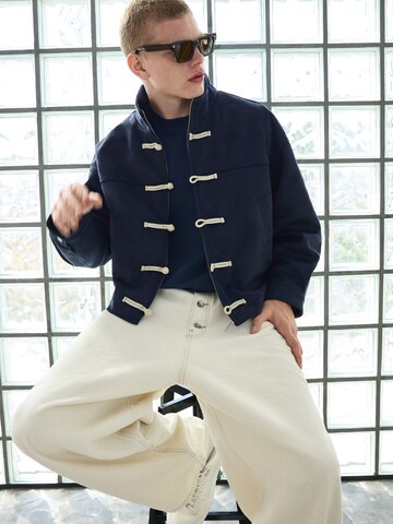 Veste mi-saison Bershka en bleu